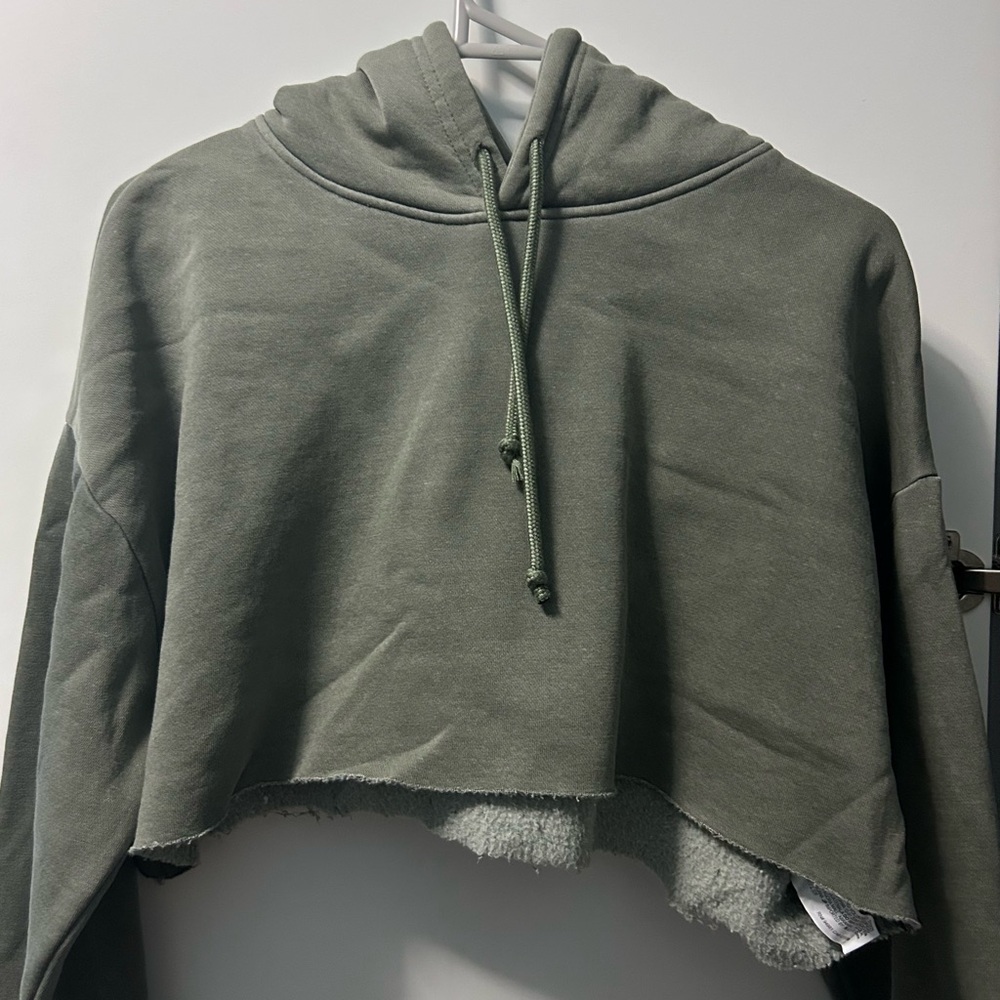 Forever 21 Sage Green Cropped Hoodie Sweater